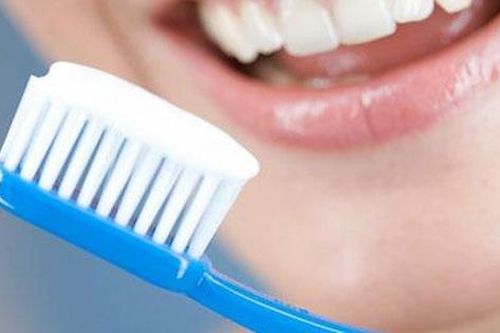 Sai lầm lớn khi dùng kem đánh răng hầu như ai cũng mắc phải