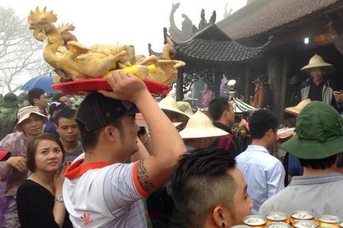Lễ chùa đầu năm: Sai lầm tuyệt đối tránh khi dâng lễ mặn