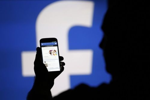 Xử phạt thế nào với người giả mạo facebook tung tin đồn thất thiệt?
