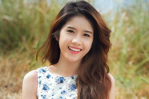 Vẻ đẹp trong sáng của á hậu Đồng Thanh Vy