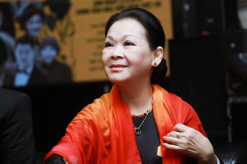 Khánh Ly: 'Giữa tôi và Trịnh Công Sơn là tình cha con'