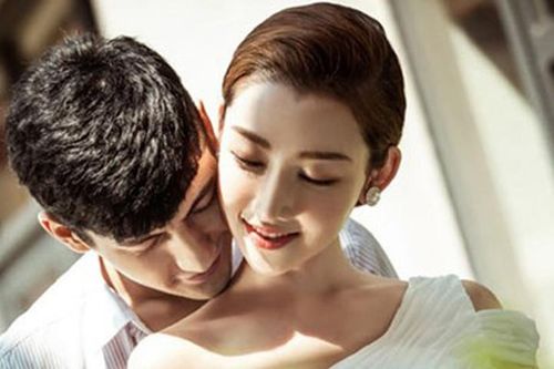Biết vợ cặp bồ mười mươi vẫn không dám ly hôn