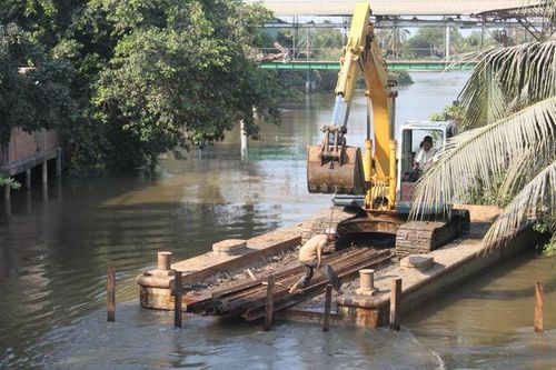 Long An đắp 6 đập tạm ngăn mặn xâm nhập Đồng Tháp Mười