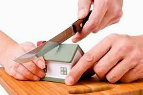 Tôi phải làm sao với người chồng ghen mù quáng?