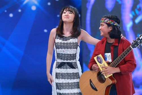 Cậu bé chơi 14 loại nhạc cụ thi 'Thần tượng âm nhạc nhí'