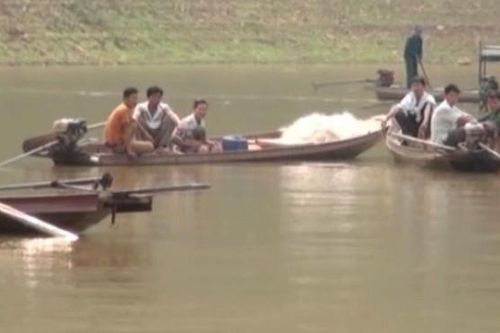 Lật thuyền trên sông Đà, ba thiếu nữ tử nạn