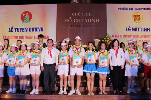 Cần Thơ tuyên dương 75 gương Đội viên tiêu biểu
