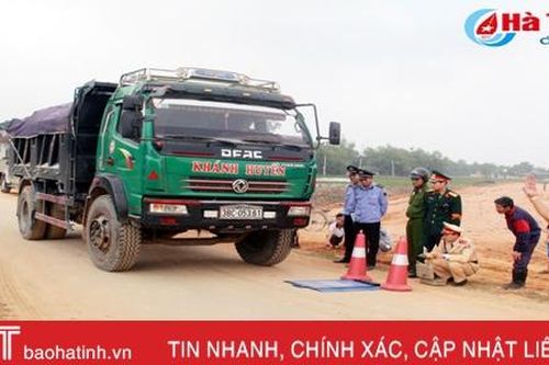 Tăng cường các giải pháp xử lý xe quá tải