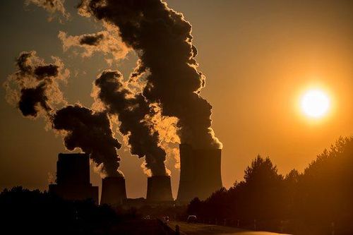 Nồng độ CO2 trong không khí tăng cao kỷ lục