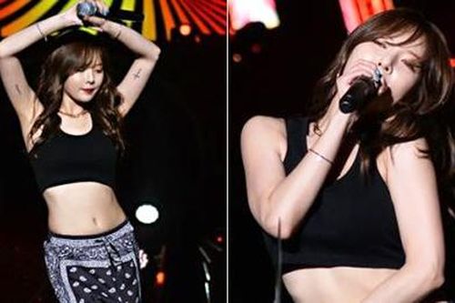 HyunA khoe vòng eo săn chắc trên sân khấu