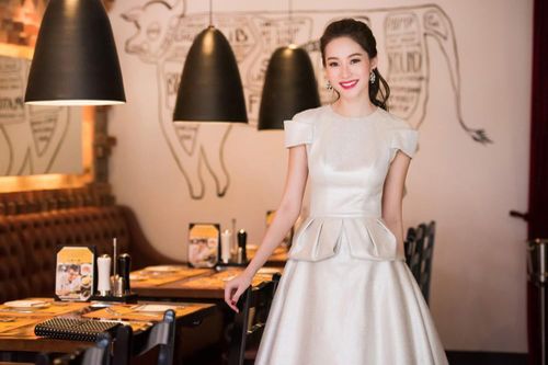 Đặng Thu Thảo rạng rỡ đi dự tiệc