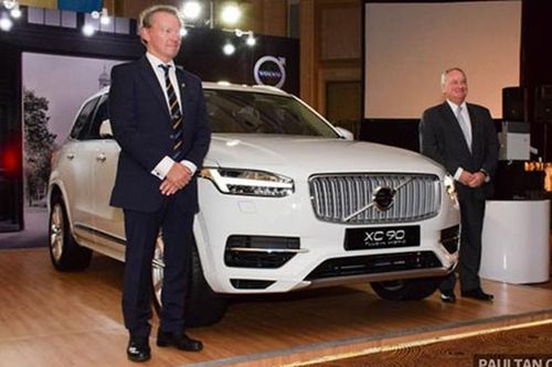 Volvo XC90 T8 lắp ráp tại Malaysia giá từ 2,2 tỷ đồng