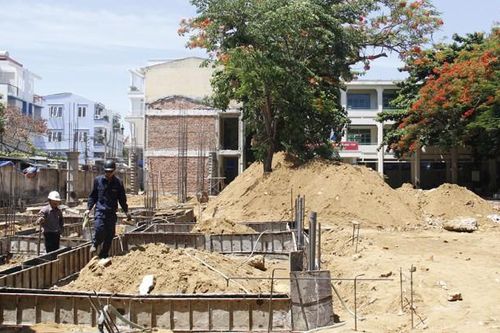 Đà Nẵng: Chạy đua cho kịp học ngày hai buổi