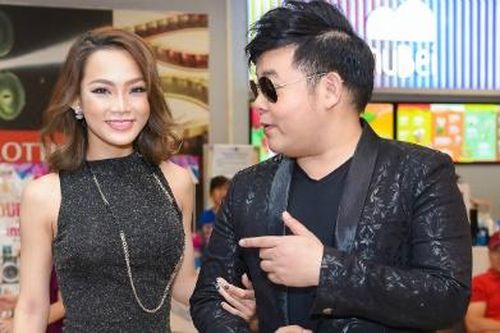 Quang Lê đi xem phim với DJ King Lady