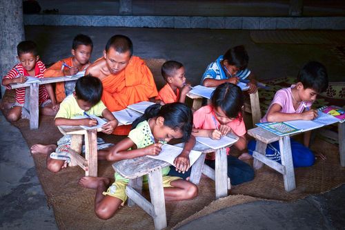 Lên chùa học chữ Khmer