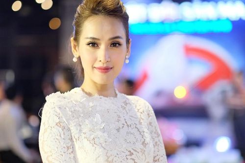Tú Vi diện váy xuyên thấu quyến rũ ra mắt phim mới