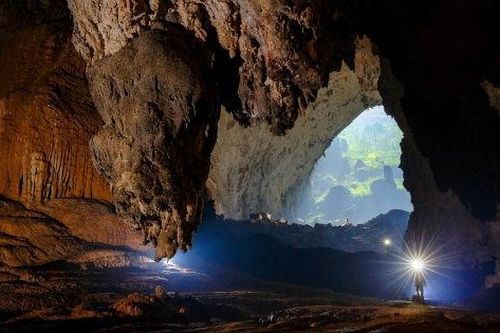 Sơn Đoòng 'làm nóng' du lịch miền Trung năm 2017?