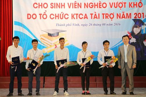 5 sinh viên Trường Đại học Sư phạm Kỹ thuật Vinh được trao học bổng của Hàn Quốc