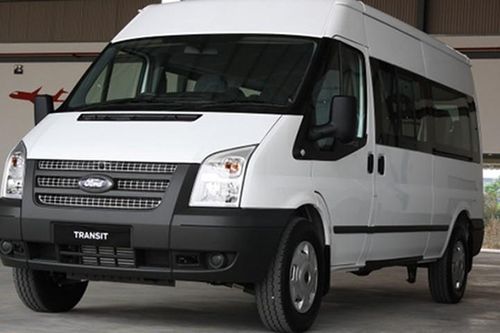Ford Transit máy dầu mới 'chào giá' 830 triệu tại Malaysia