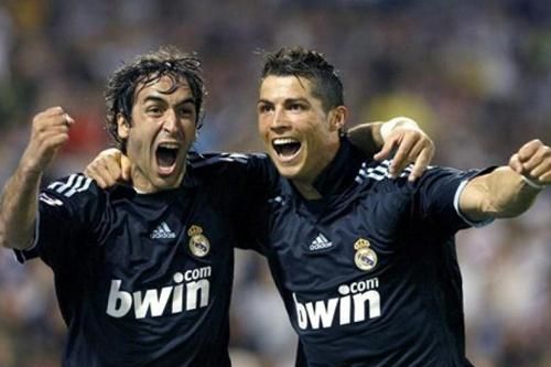 Đội hình huyền thoại ra sân nhiều nhất Champions League