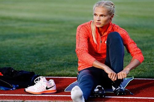 Nữ VĐV điền kinh soán ngôi 'búp bê Nga' của Sharapova
