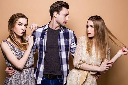 Nghiên cứu chấn động: Chúng ta thật sự có khả năng yêu nhiều người cùng lúc!
