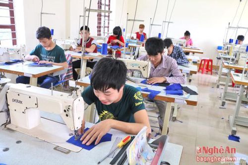Nhiều khó khăn khi sáp nhập trung tâm dạy nghề và giáo dục thường xuyên