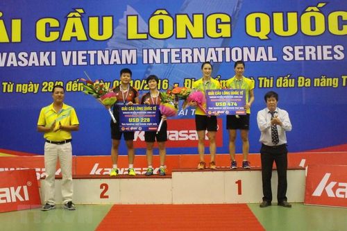 Đội Việt Nam giành 3 huy chương vàng tại Giải cầu lông Kawasaki