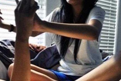 Nhiều lần hiếp dâm bé gái 12 tuổi còn ghi lại 'cảnh nóng' làm kỷ niệm