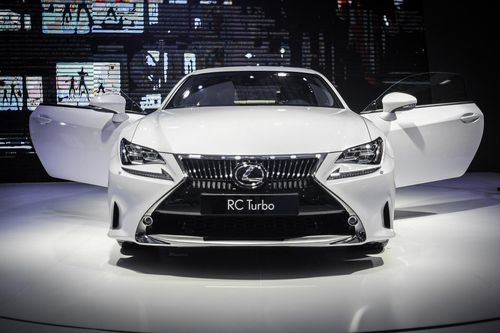 Lexus RC 200t xe sang 2 cửa duy nhất tại Vietnam Motor Show