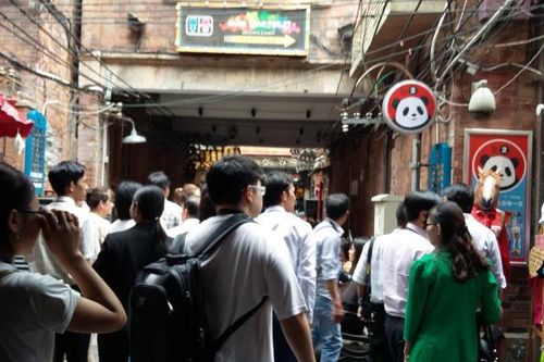 Giới chuyên gia: Kinh tế Trung Quốc mất dần đà hồi phục