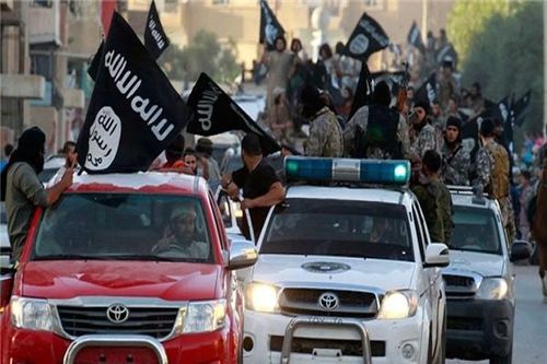 Damascus: Washington, Riyadh cho phép IS chạy trốn từ Iraq sang Syria