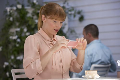 'Black Mirror': Tấm gương đen phản chiếu mặt trái công nghệ