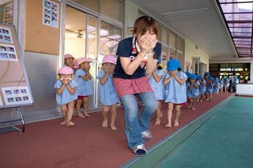 Bài học ứng phó với hỏa hoạn của trẻ em người Nhật