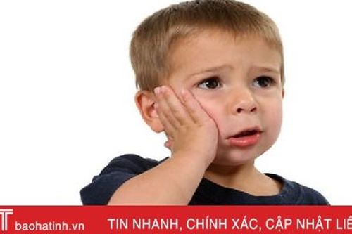 Trẻ bị quai bị phải làm sao?