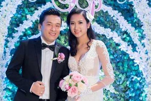 Vợ kém 17 tuổi của Lam Trường đã có tin vui?