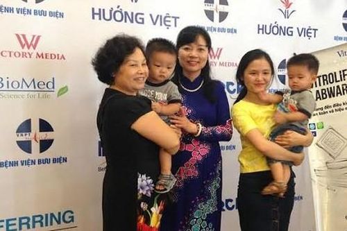Giấc mơ có thật: thụ tinh thành công đứa trẻ thứ 500 trong ống nghiệm