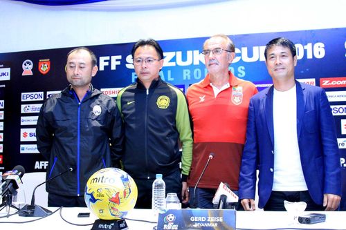 HLV Hữu Thắng: 'Đừng đánh giá tuyển Việt Nam cao quá'