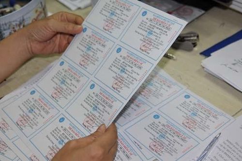 Chuyển trả ngân sách hơn 82 tỷ đồng do cấp trùng thẻ BHYT