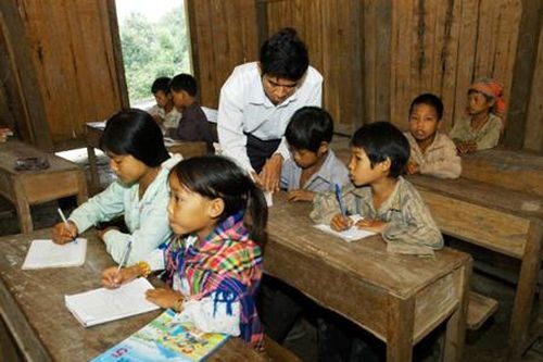 Đủ 5 năm công tác ở vùng ĐBKK được hưởng phụ cấp lâu năm