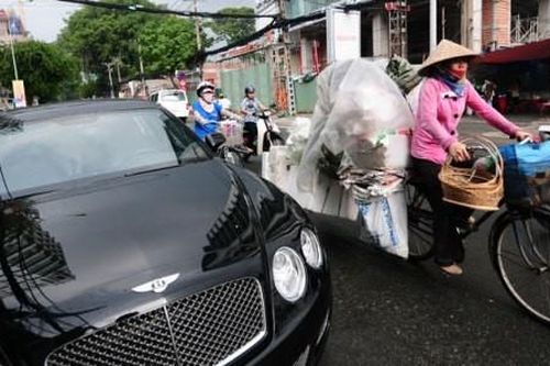 Thu nhập một ngày của người giàu nhất bằng thu nhập của người nghèo nhất trong 10 năm