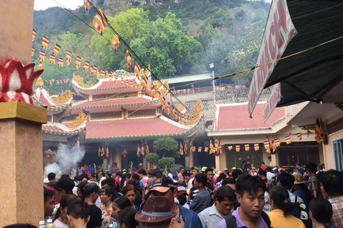 Nhiều đổi mới tại lễ hội chùa Bà Tây Ninh