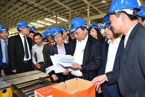 Thủ tướng lưu ý nhà máy giấy ở Tuyên Quang giữ gìn nguồn nước sông Lô