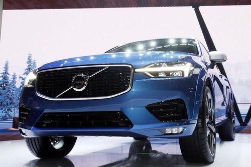 Volvo XC60 mới 'cạnh tranh sòng phẳng' Mercedes GLC
