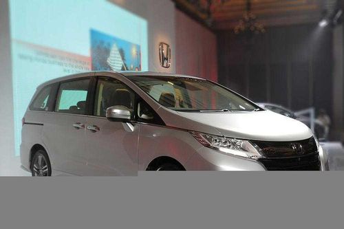 SUV 7 chỗ Honda Odyssey 2017 chốt giá 1,22 tỷ đồng