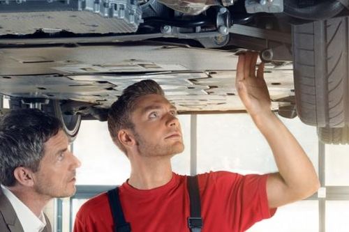 Porsche Việt Nam khuyến mại gói dịch vụ chăm sóc xe mùa hè