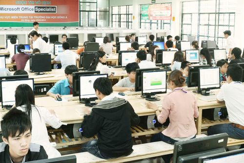 Thương mại điện tử: Cơ hội nghề nghiệp cho giới trẻ