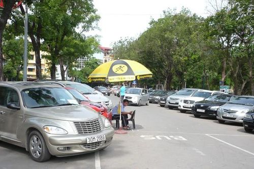 Hơn 16 nghìn tỷ đồng xây 79 bãi đỗ xe gỡ bí