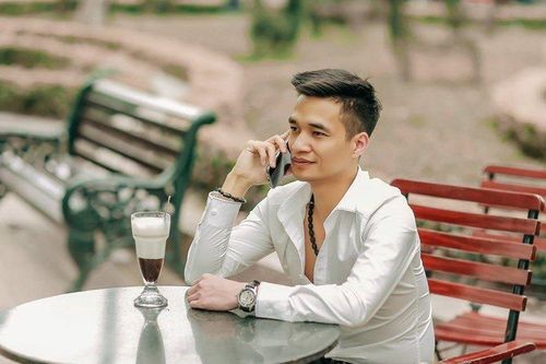 Lệ Rơi 'lột xác' từ chàng trai vỡ nợ thành doanh nhân thành đạt