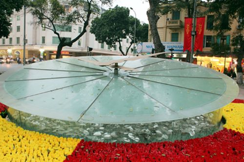 Sẽ chuyển đồng hồ hoa về ngã tư Hàng Trống - Lê Thái Tổ